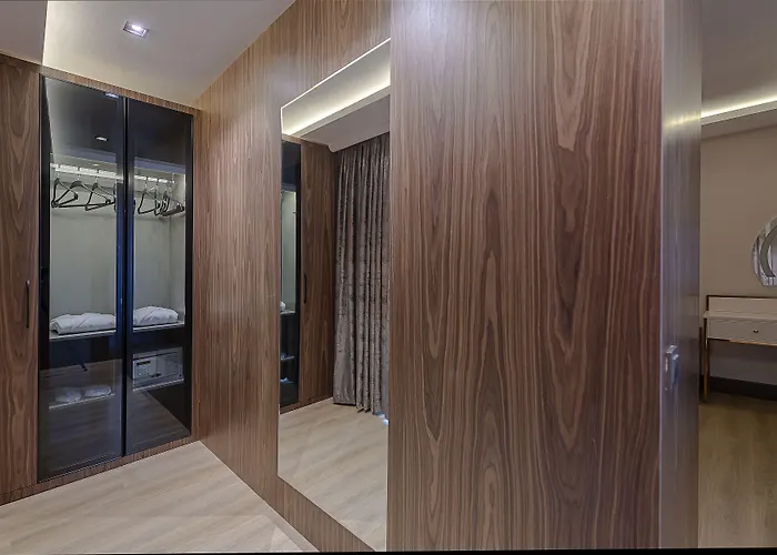 Aparthotel Sealife Royal 4*