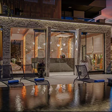 Sealife Royal Aparthotel *