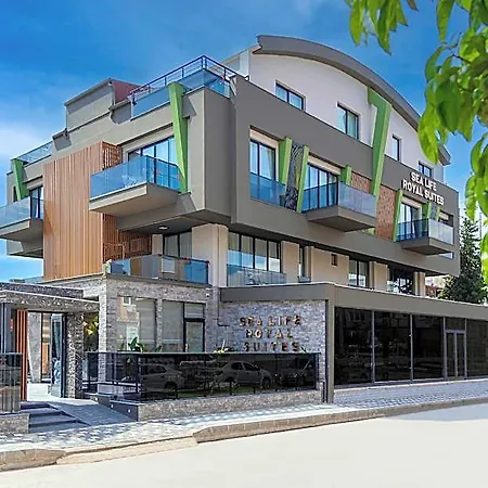 Aparthotel Sealife Royal 4*
