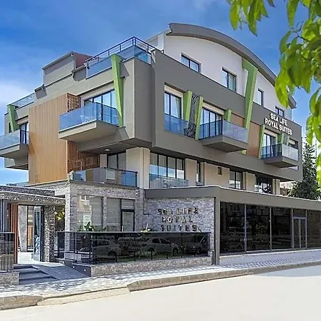 Aparthotel Sealife Royal 4*